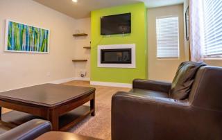 Newly Built 4BR Spacious Retreat in Peyton - Peyton - 3