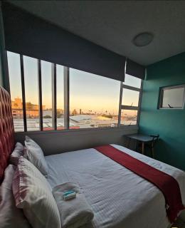 40 CZ KUBS Oxford Apartments - East London - 9