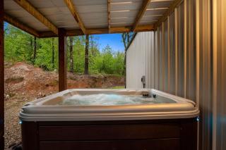 Modern Cabin Retreat- Hot Tub BBQ and Firepit - Broken Bow - 9