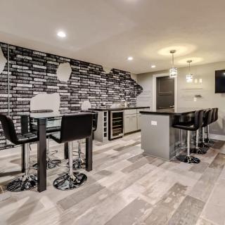 Luxury Retreat- Modern 5BR Ranch in Bennington - 9