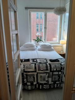 A cute bedroom in the Helsinki City center - Helsinki - 2