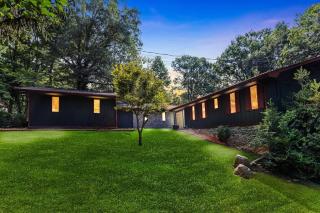 Lake Lanier Escape- Gainesville Lakefront Stay - Gainesville - 8