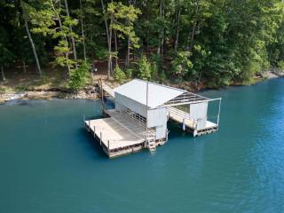 Lake Lanier Escape- Gainesville Lakefront Stay - Gainesville - 6
