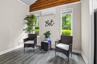Lake Lanier Escape- Gainesville Lakefront Stay - Gainesville - 4