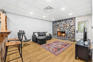 Lake Lanier Escape- Gainesville Lakefront Stay - Gainesville - 2