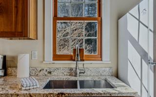 Historic Charm Located On the River - Rustic Chic - 1