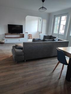 Nouveau sur Ax-les-Thermes, Grand appartement de 118m à 5 min du centre-ville - 1