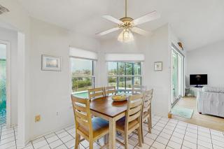 Waterfront Oasis - Englewood - 6