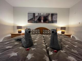 Frisch Renovierte Souterrain Wohnung - 0