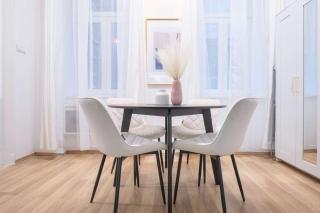 Charming Apartment in the Heart of Budapest D26B - Budapest - 0