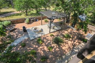 Far View Gasthaus (pet friendly) - Fredericksburg - 7