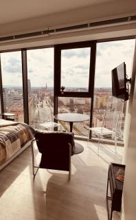 Hanza Tower, Apartament LESS IS MORE 15TH basen Sauna Spa - Stettino - 9