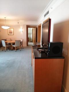 Rare 2Bedroom Hotel Apartment at Four Seasons Nile Plaza Stunning Nile View! - Cairo - 2