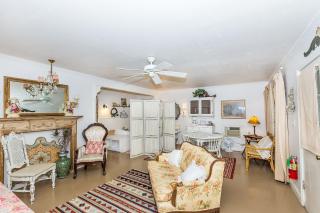 Binky's Summer Afternoon - Fredericksburg - 4