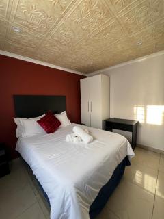 Our Home Guest House - Bellville - 6