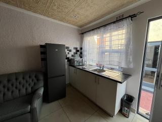 Our Home Guest House - Bellville - 9