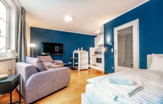 Roomy studio for 2 - 4 in hip area & free parking - Vienne - 9