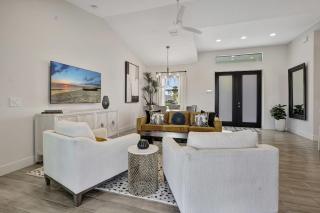 Luxury Retreat in Secret Paradise - Bonita Springs - 3