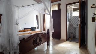 Riverside Resort Hotel Kabale - 8