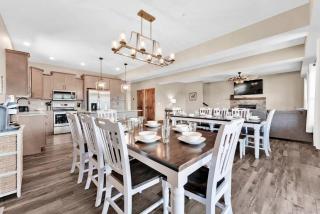 Hooked on Branson Cove - Pool Hot Tub & Fireplace - Ridgedale - 2