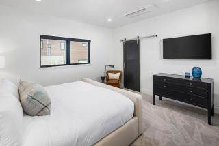 The Champagne Chalet - Luxurious Family Mountain Escape - 9