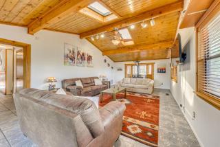 Ruidoso Cabin with Deck about 1 Mi to Midtown! - Ruidoso - 7