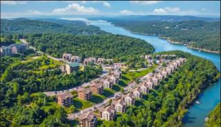 The Cove 8-4 By SDC, Big Deck, Pool, Hot Tub, Lake View, No Stairs - Branson - 4