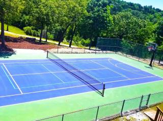 The Cove 8-4 By SDC, Big Deck, Pool, Hot Tub, Lake View, No Stairs - Branson - 3