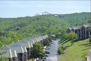The Cove 8-4 By SDC, Big Deck, Pool, Hot Tub, Lake View, No Stairs - Branson - 2