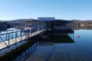The Cove 8-4 By SDC, Big Deck, Pool, Hot Tub, Lake View, No Stairs - Branson - 1