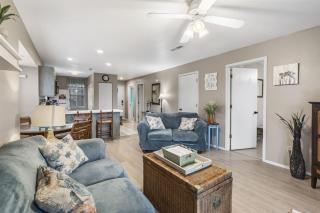 The Cove 8-4 By SDC, Big Deck, Pool, Hot Tub, Lake View, No Stairs - Branson - 3