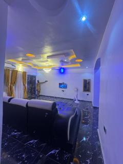 Cee&Tee BG ABK 1 Bedroom Flat-1Bed 247 Electricity - 1