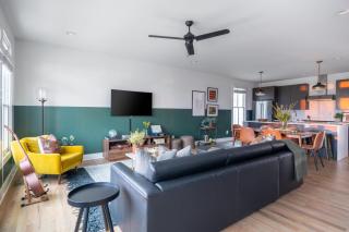 Linda Emmylou Patsy by AvantStay 3 Unit Buyout w 11BR in Heart of Nashville - Nashville - 4