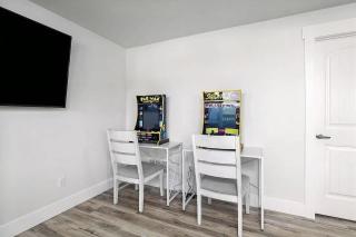 Cozy Table Rock Lake Home w Hot Tub & Game Room - Branson - 7