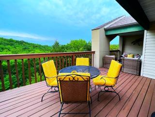 The Cove 19-5 By SDC, Big Deck, Pool, Hot Tub, By Lake - Branson - 8