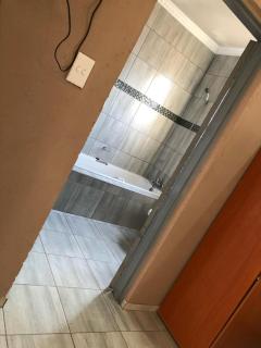 Muhle Guesthouse - Giyani - 1