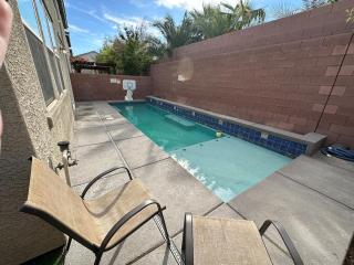 Stylish desert oasis Your serene get away - Las Vegas - 7