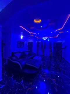 Cee&Tee BG ABK 1 Bedroom Flat-1Bed 247 Electricity - 4