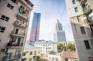 Prime Location in Batumi 1BR Apt - by Wehost - Batumi - 2