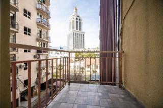 Batumi Apartment Chic City Getaway - by Wehost - Batumi - 1