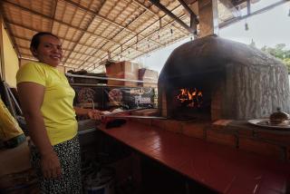 Top View Hostel & Restaurant - 1