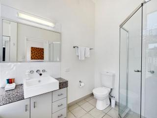 Beachside Apartment 14 - Nelly Bay - 2