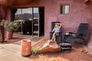 The Caves at Moab - At Private Riverside Ranch - 7