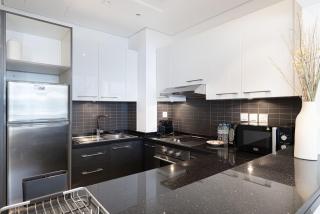 Waterfront Studio, perfectly located in Dubai Marina - 1