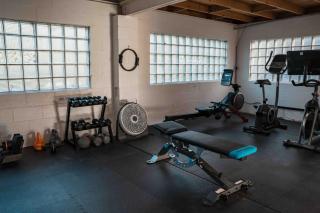 Reconnect in a Cozy Retreat - Port Clinton - 1