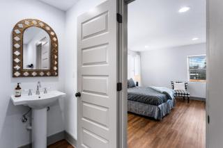 Large Suite Near Downtown Boerne By River - 4