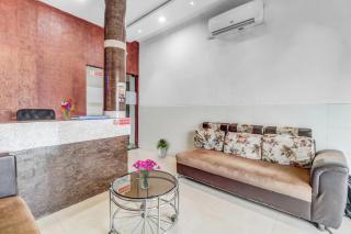 Hotel Kailash Park- Near International Airport - Bombay - 1