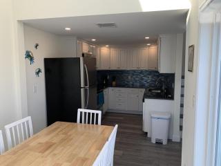 Ship Bottom Condo Just One Block From The Beach! - Ship Bottom - 6