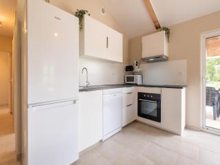 Charming House in Hautefort with Pool & Nature - Hautefort - 5