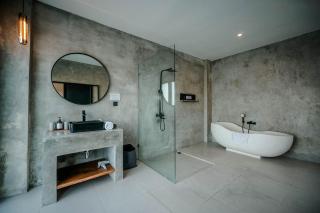 Villa MJ Modern Luxe 4BR with Big Pool & Rooftop - Canggu - 7